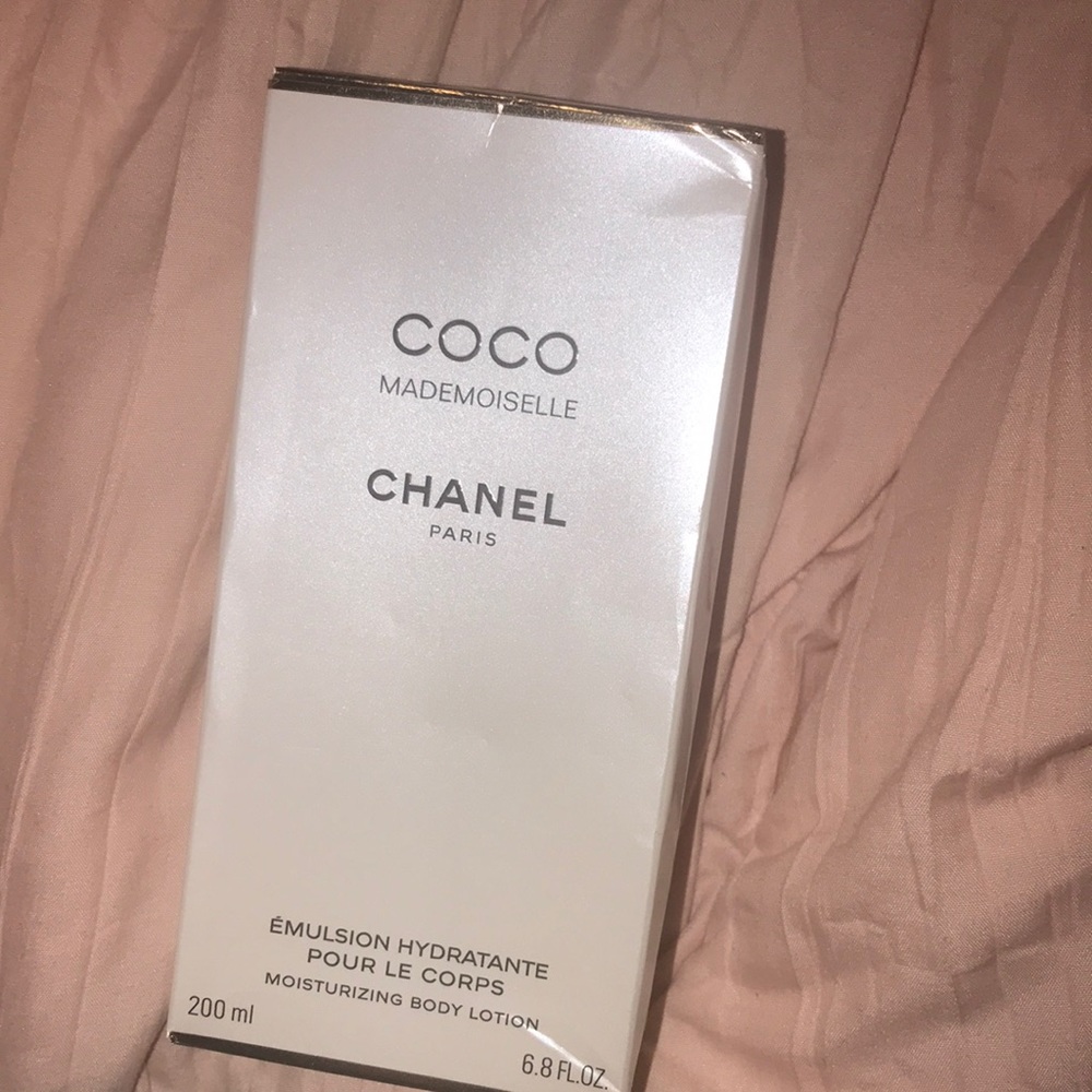 Coco Mademoiselle Lotion